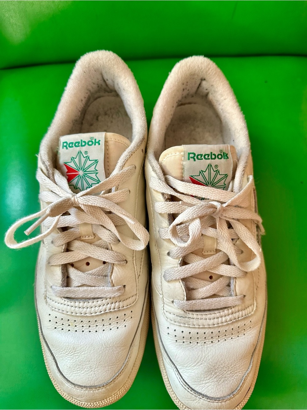 Reebok White Leather Court Shoes with Green Logo - Picture 6 of 9